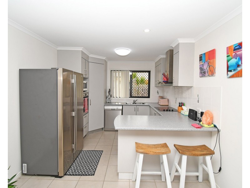 7 Seashore Way, Toogoom QLD 4655
