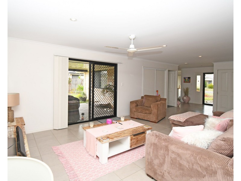 7 Seashore Way, Toogoom QLD 4655