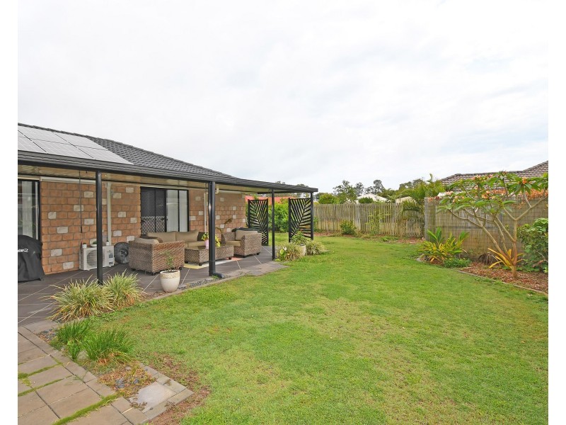 7 Seashore Way, Toogoom QLD 4655