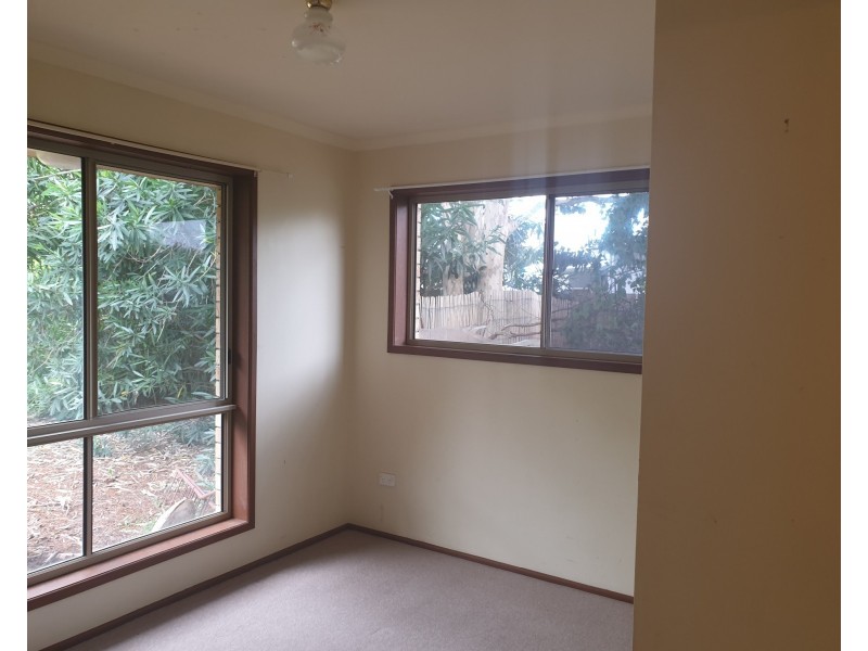 7 Desmond Drive, Toogoom QLD 4655