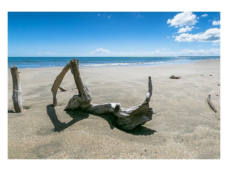 15 Oyster Court, Toogoom QLD 4655