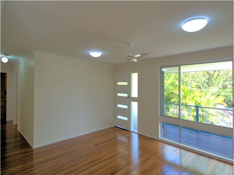 28 Kingfisher Parade, Toogoom QLD 4655