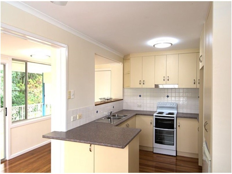 28 Kingfisher Parade, Toogoom QLD 4655