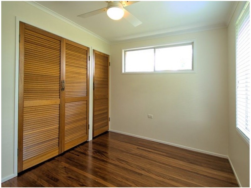 28 Kingfisher Parade, Toogoom QLD 4655