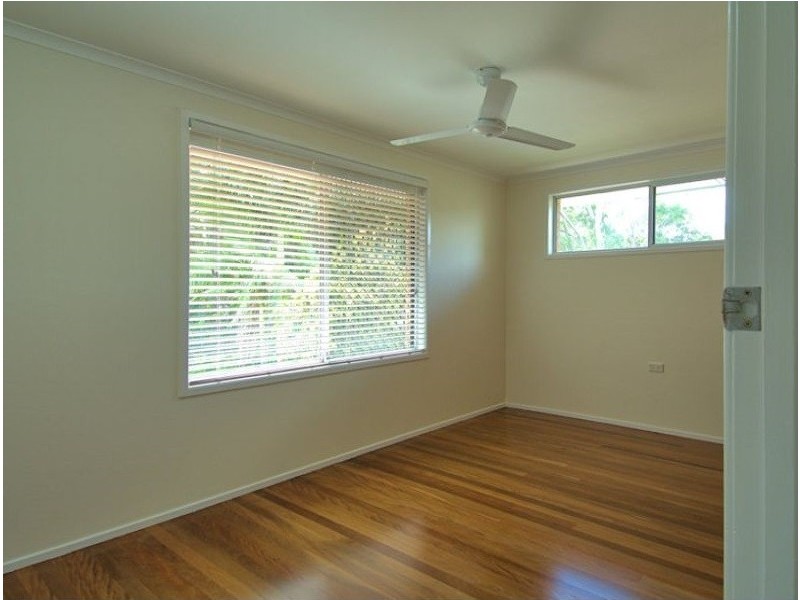 28 Kingfisher Parade, Toogoom QLD 4655