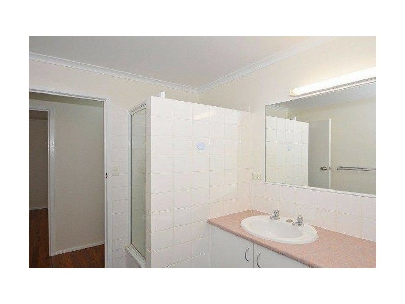 28 Kingfisher Parade, Toogoom QLD 4655