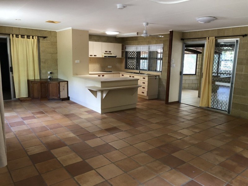 30 KINGFISHER PARADE, Toogoom QLD 4655