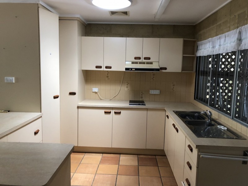 30 KINGFISHER PARADE, Toogoom QLD 4655