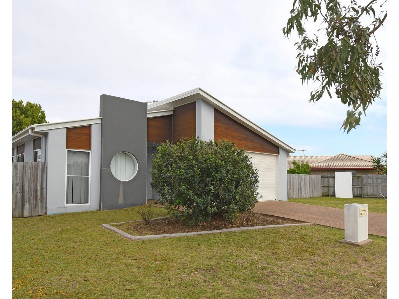 5 Swan View Court, Toogoom QLD 4655