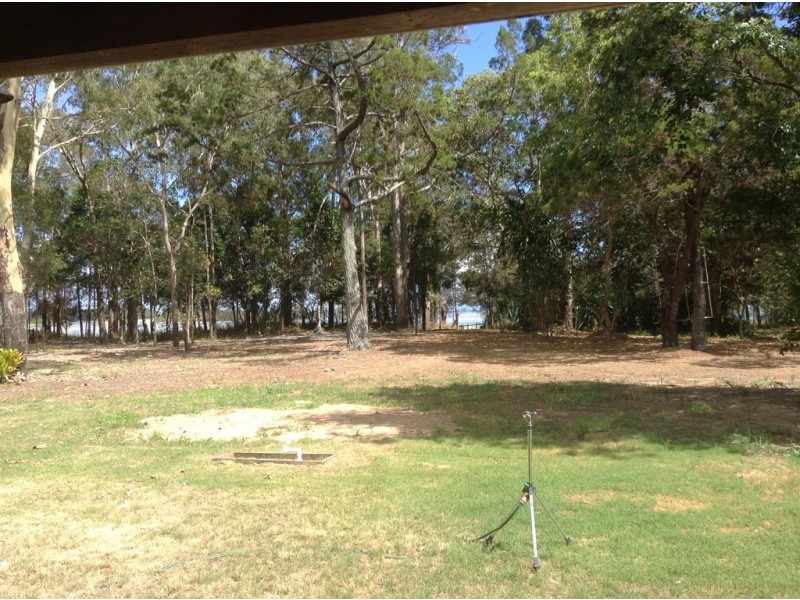 14 Kingfisher Parade, Toogoom QLD 4655