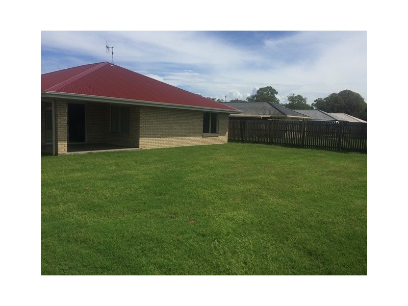 11 Seashore Way, Toogoom QLD 4655