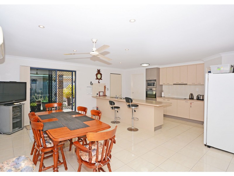 4 Fraser Waters Parade, Toogoom QLD 4655