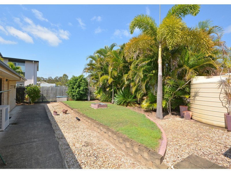 4 Fraser Waters Parade, Toogoom QLD 4655