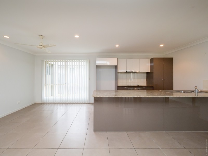 24 Wave Court, Toogoom QLD 4655