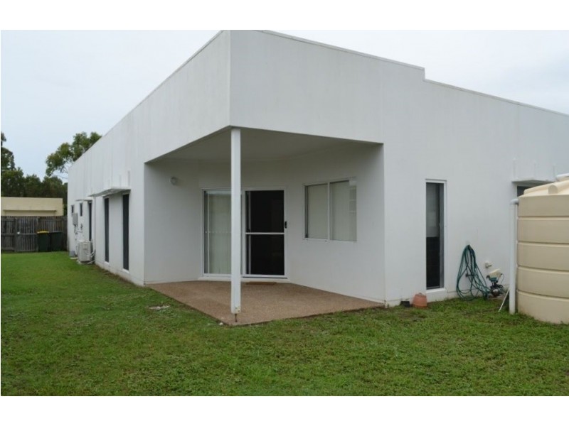7 Swan View Court, Toogoom QLD 4655