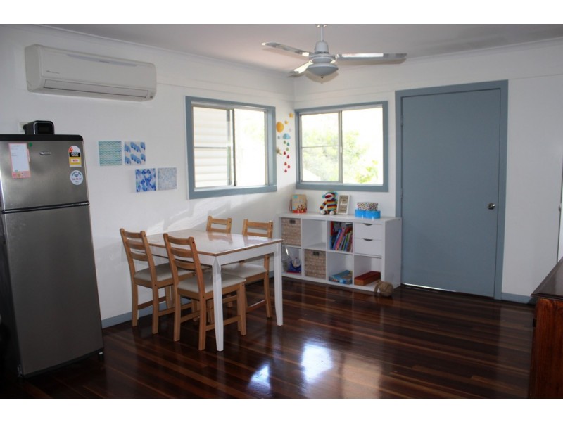 44 Kingfisher Parade, Toogoom QLD 4655