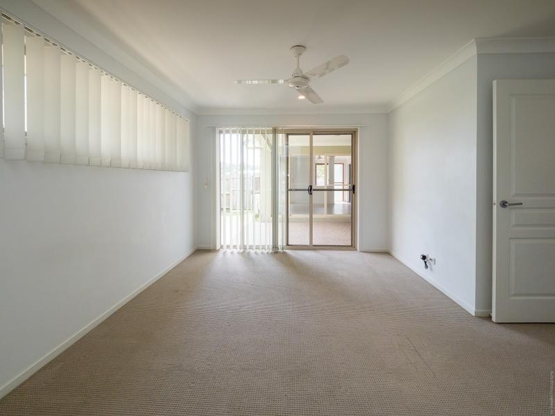24 Wave Court, Toogoom QLD 4655