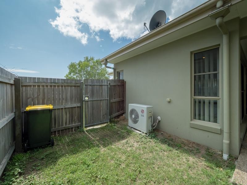 24 Wave Court, Toogoom QLD 4655