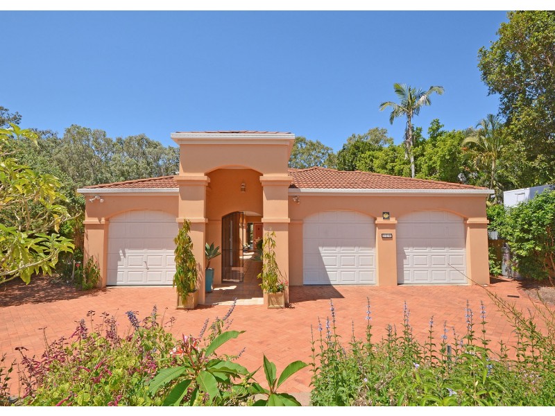 116 BURRUM STREET, Burrum Heads QLD 4659