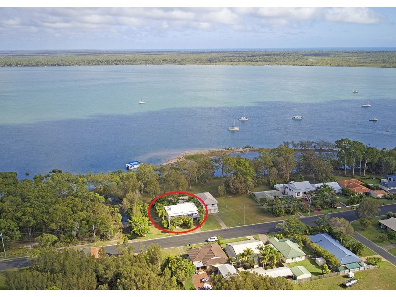 102 RIVERVIEW DRIVE, Burrum Heads QLD 4659