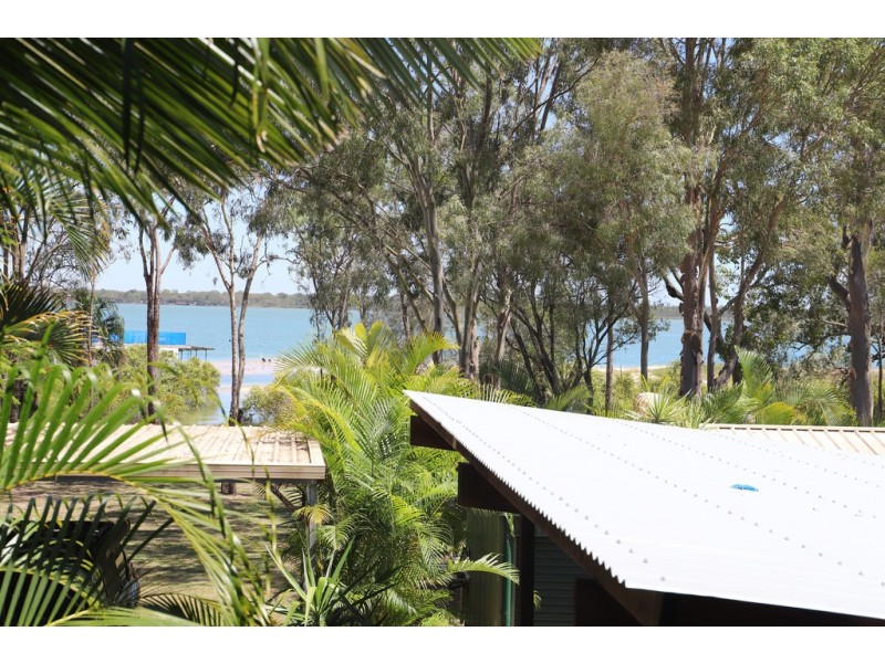 102 RIVERVIEW DRIVE, Burrum Heads QLD 4659
