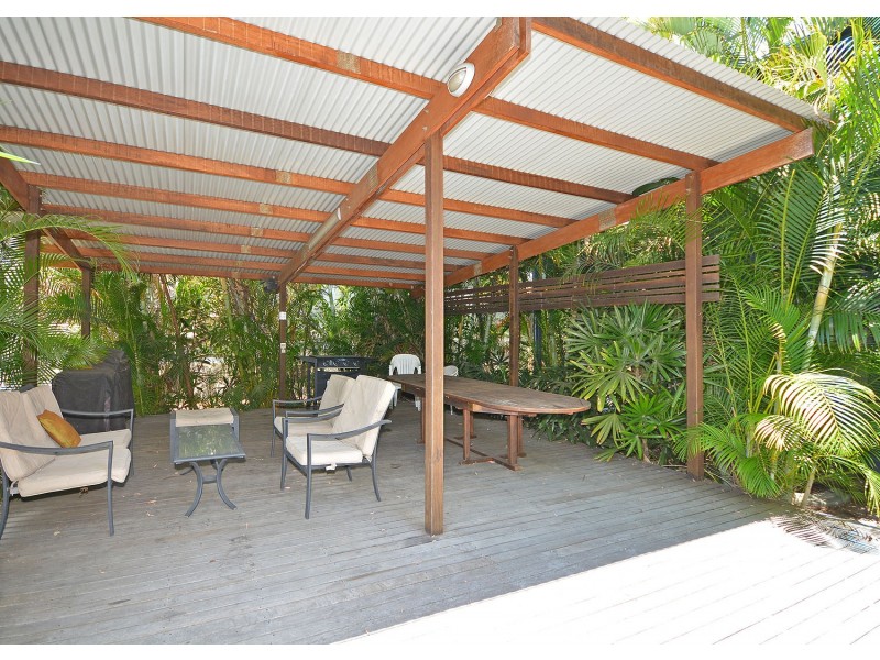 102 RIVERVIEW DRIVE, Burrum Heads QLD 4659
