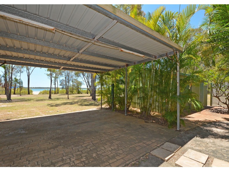 102 RIVERVIEW DRIVE, Burrum Heads QLD 4659