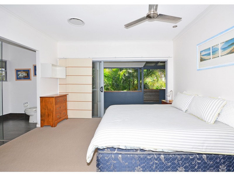 102 RIVERVIEW DRIVE, Burrum Heads QLD 4659