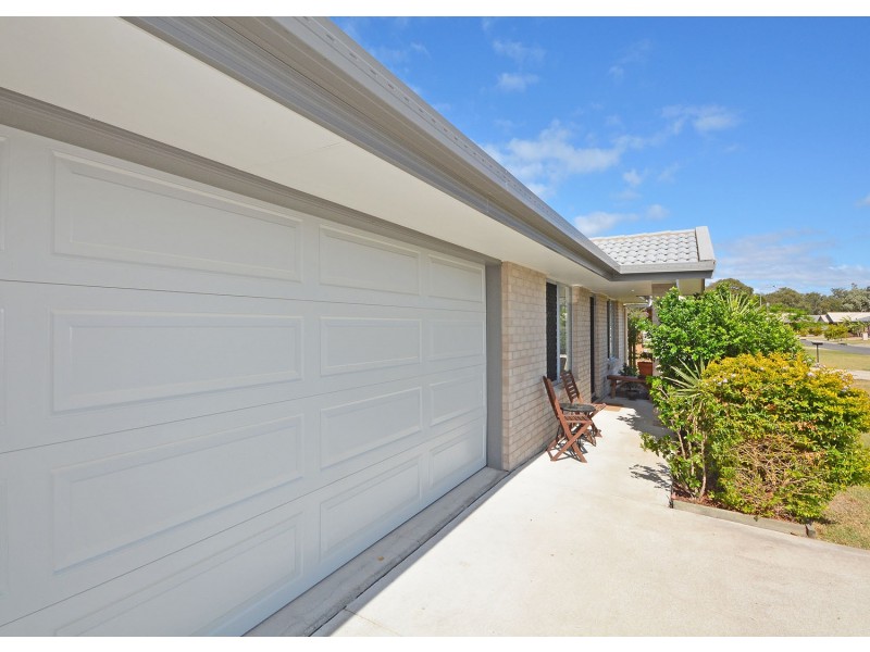 22 Seashore Way, Toogoom QLD 4655