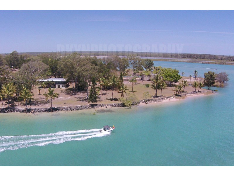 22 Seashore Way, Toogoom QLD 4655
