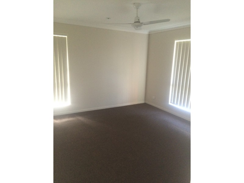 42 SEASHORE WAY, Toogoom QLD 4655