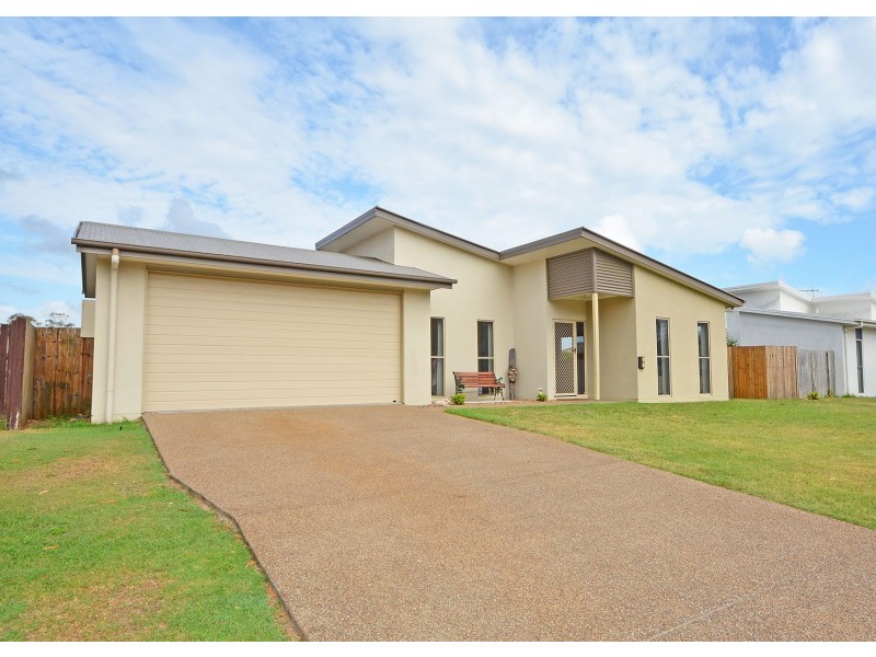 23 Swan View Court, Toogoom QLD 4655