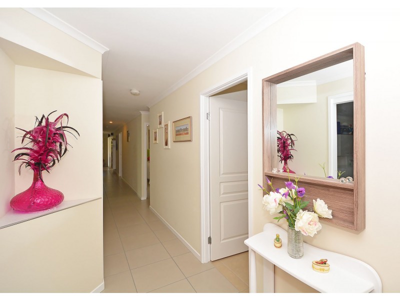 10 Oyster Court, Toogoom QLD 4655