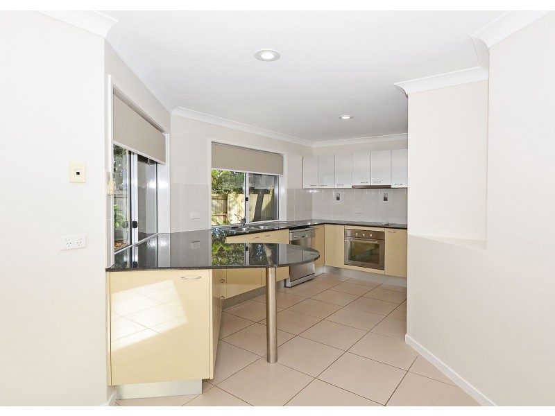 26 Wave Court, Toogoom QLD 4655