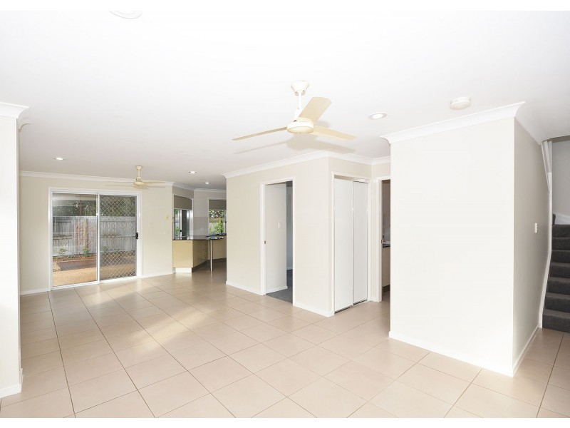 26 Wave Court, Toogoom QLD 4655