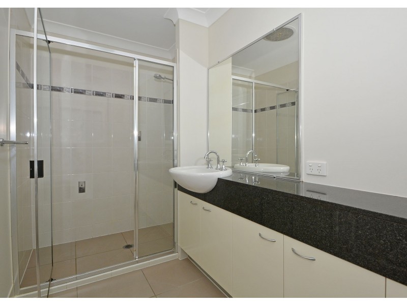 26 Wave Court, Toogoom QLD 4655