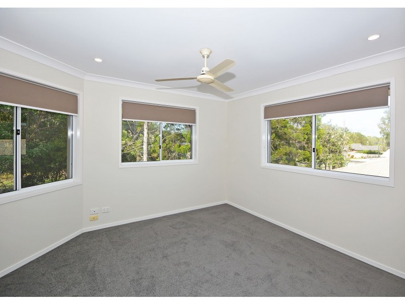 26 Wave Court, Toogoom QLD 4655