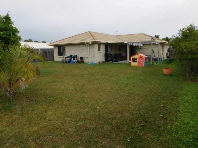 8 SEASHORE WAY, Toogoom QLD 4655
