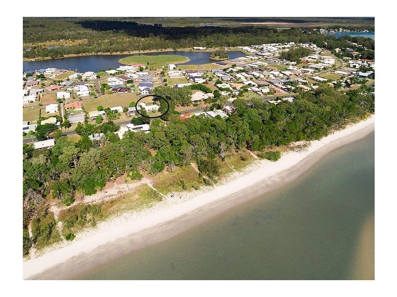 105 KINGFISHER PARADE, Toogoom QLD 4655