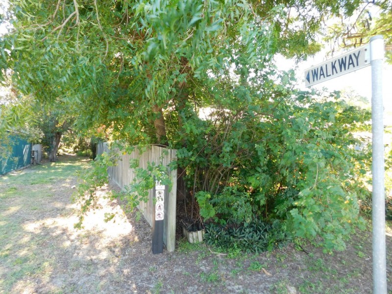 105 KINGFISHER PARADE, Toogoom QLD 4655
