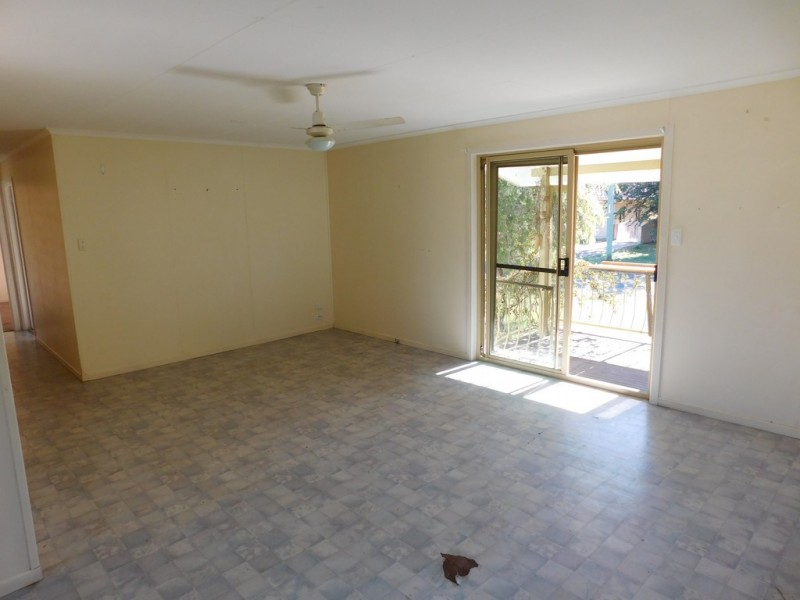 105 KINGFISHER PARADE, Toogoom QLD 4655