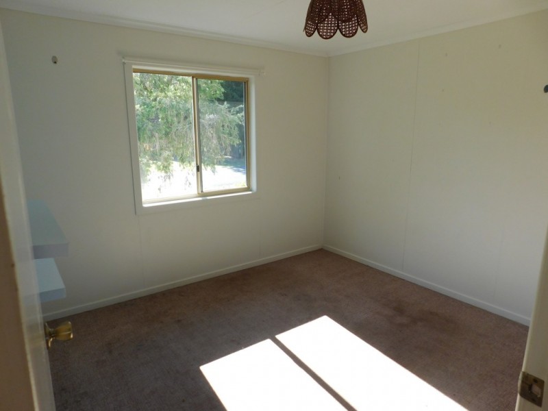 105 KINGFISHER PARADE, Toogoom QLD 4655