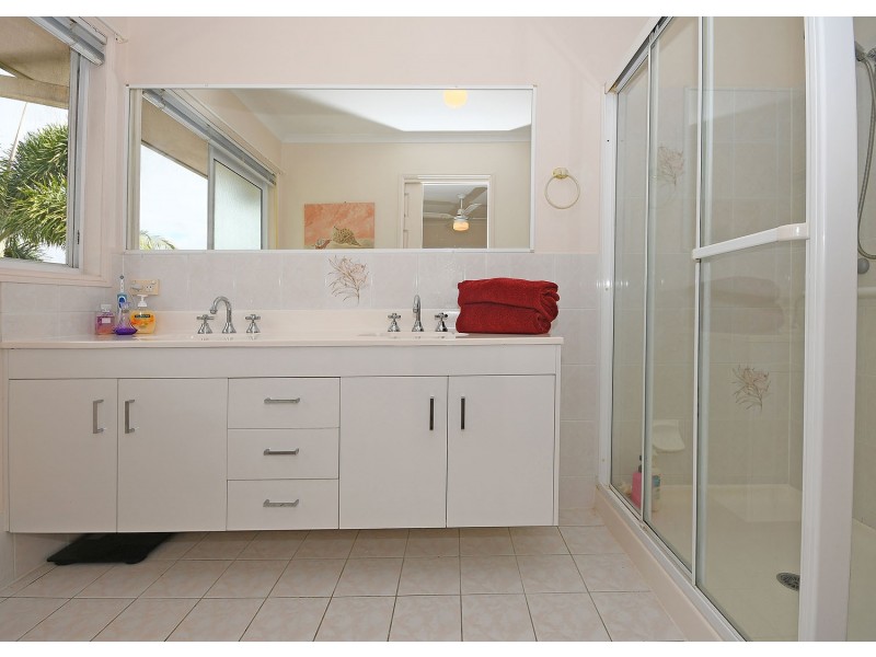 19 Waterview Drive, Dundowran Beach QLD 4655