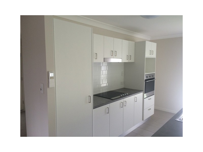 18 SEASHORE WAY, Toogoom QLD 4655