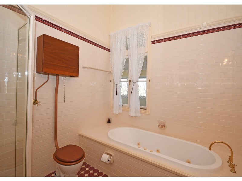 1208 Burrum Heads Road, Burrum River QLD 4659