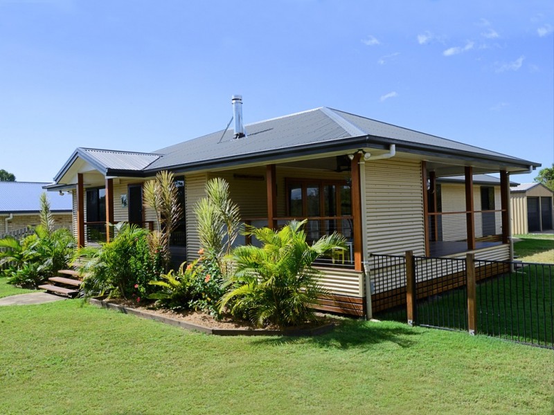 16 LAKESIDE DRIVE, Burrum Heads QLD 4659