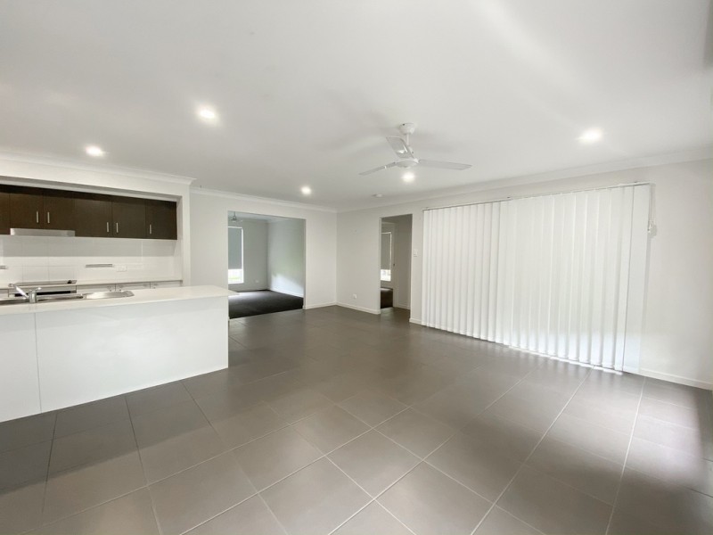 8B Jimilee Street, Dundowran Beach QLD 4655