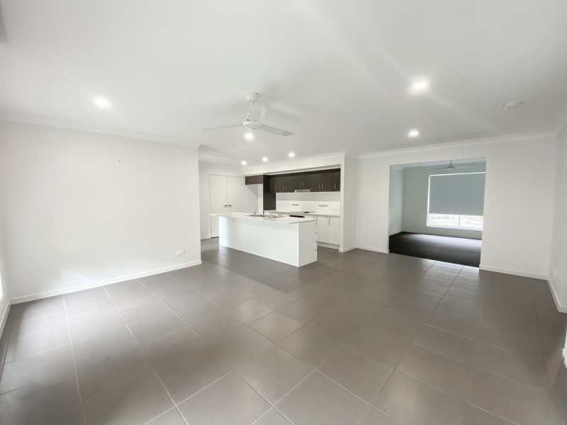 8B Jimilee Street, Dundowran Beach QLD 4655