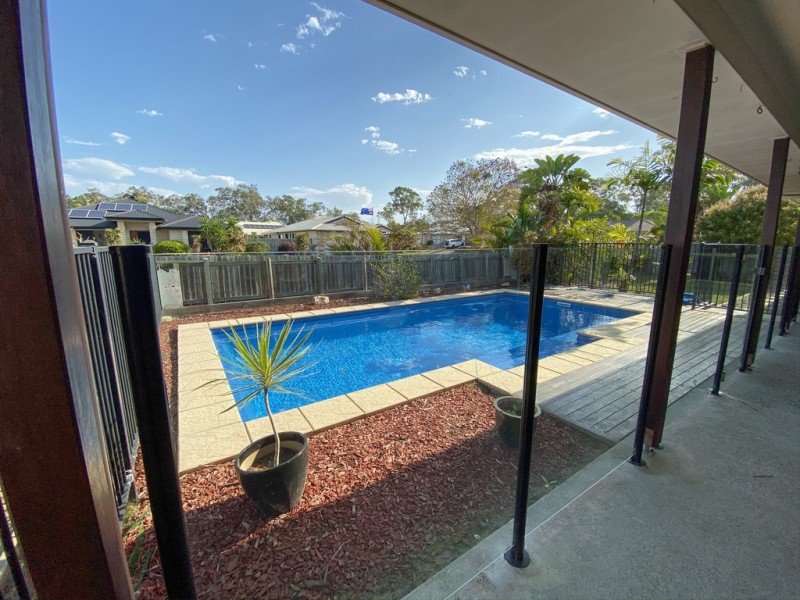 27 TREE VIEW ROAD, Toogoom QLD 4655