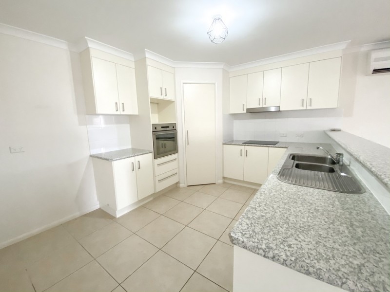 27 TREE VIEW ROAD, Toogoom QLD 4655